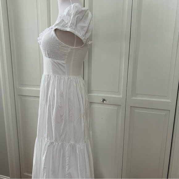 ASOS Elegant White Maxi Dress 4 - Picture 4 of 16